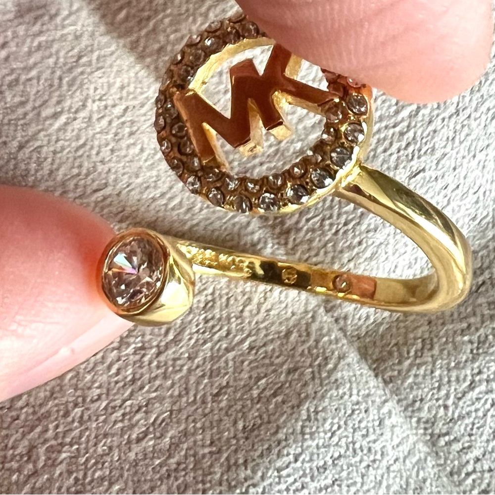 NEW Michael Kors Gold Encircled Logo Open Ring Size 6 - Picture 7 of 10